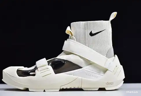Sail SP TR Free MMW AQ9201-100 Nike 3 Flyknit 0516